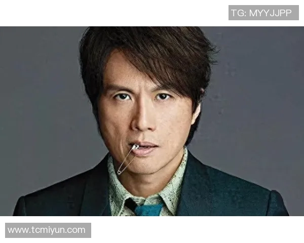 黄子华足球明星背后的故事与成就揭秘